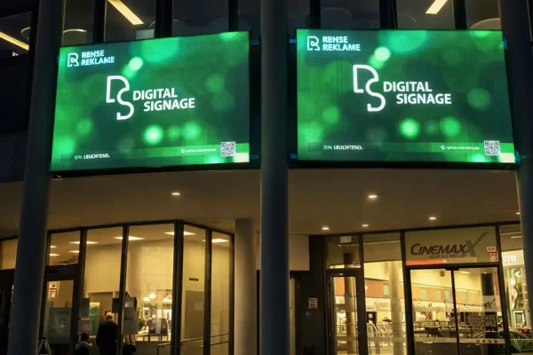 DigitalSignage_Krefeld_6x4_Meter_Gesamtflaeche