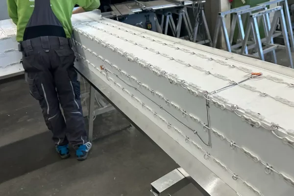 fertigung_eingangsportal_led_beleuchtung